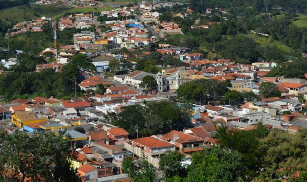 Serviços de limpeza estão suspensos por tempo indeterminado em Cabreúva