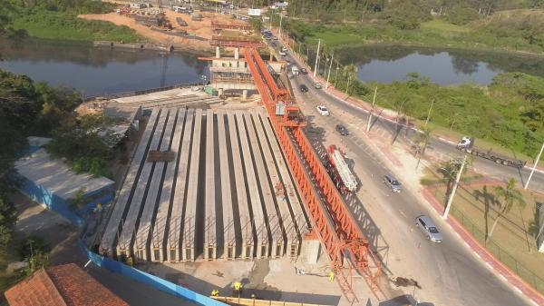 Prefeitura dá continuidade as obras de construção da nova ponte sobre o Rio Tietê 