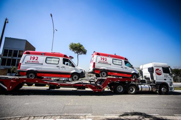 Santana de Parnaíba recebe doação de duas ambulâncias UTI’s