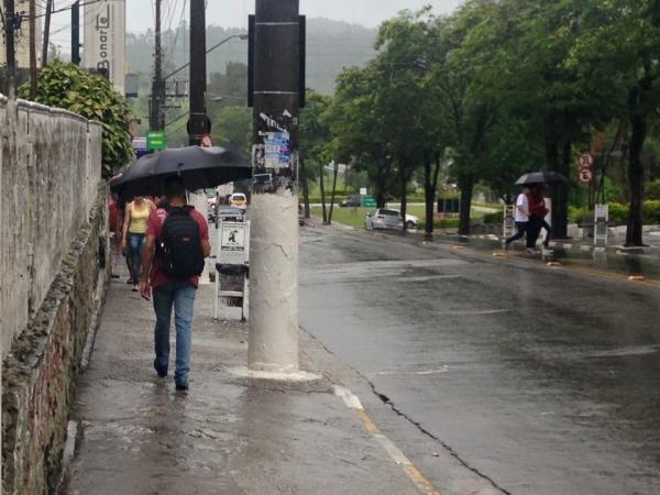 Primavera começa com chuva e tempo frio em Cajamar