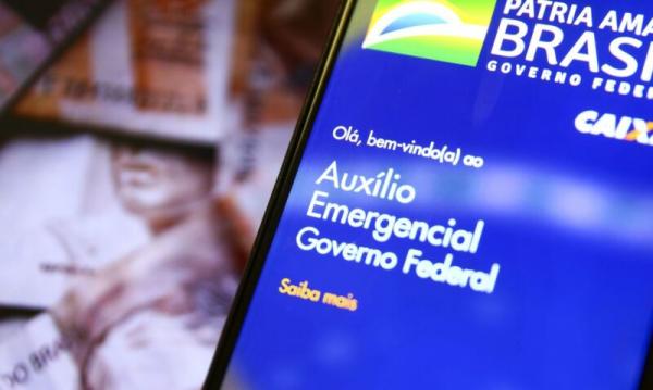 Auxílio emergencial: saiba quem receberá parcelas de R$ 300 e R$ 600 esta semana