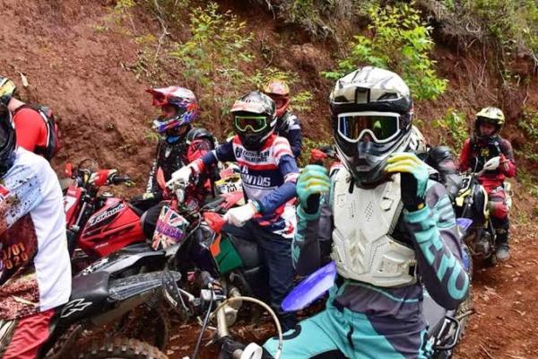 Equipe CajaTrilha realiza 4º Passeio de Motocross Eco Trilhas em Cajamar