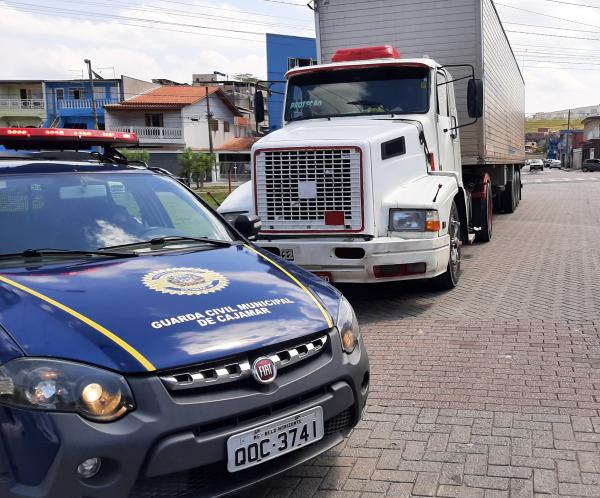 Motorista é preso por embriaguez ao volante na tarde desta quinta-feira (22)