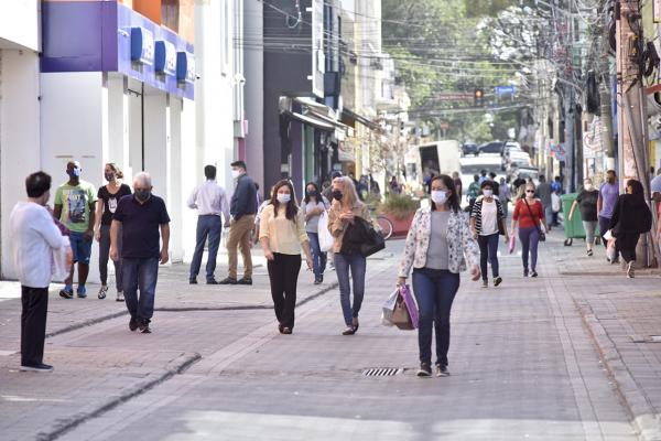 Comércio de Jundiaí inicia horário especial a partir do dia 1º