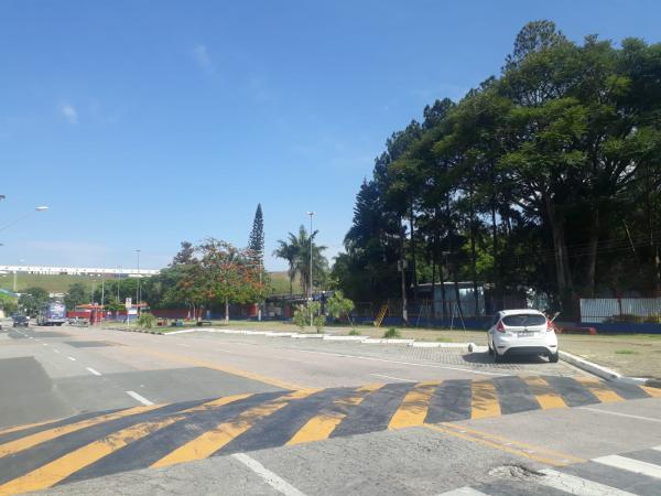 Semana começa com calor intenso e possibilidade de chuva 