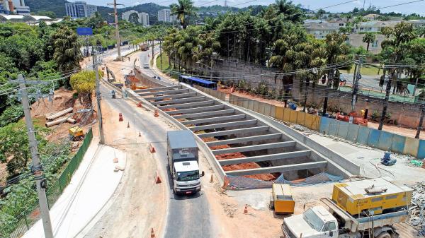 Obra de construção do túnel na Praça da Paz tem 80% dos serviços concluídos