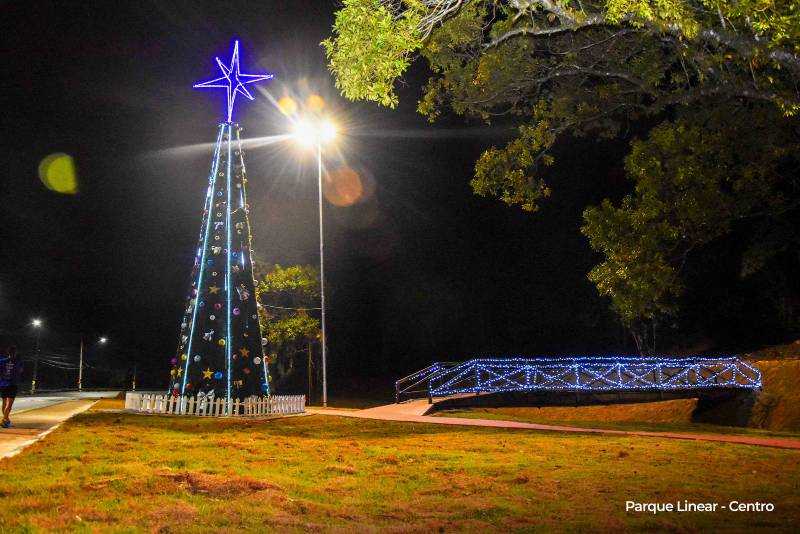 Parque Linear também recebe decoração natalina - Vero