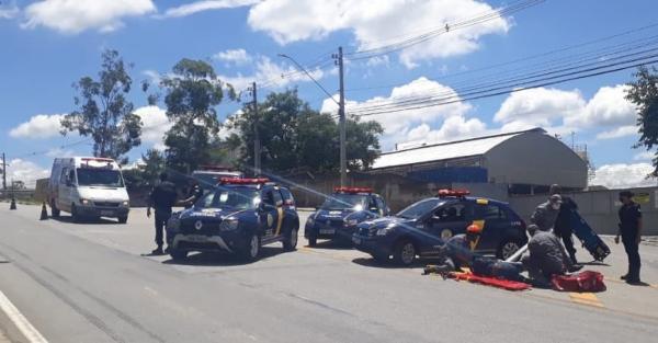 Motociclista fica ferido após colisão com carro em Jordanésia