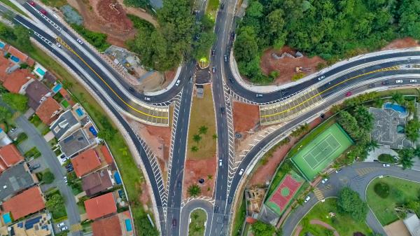 Túnel da Praça da Paz é entregue em Alphaville