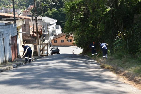 Ruas de Cajamar Centro e Vila Progresso recebem Limpeza