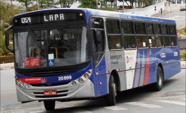 Ônibus da Urubupungá tomba e deixa 15 feridos em Jordanésia