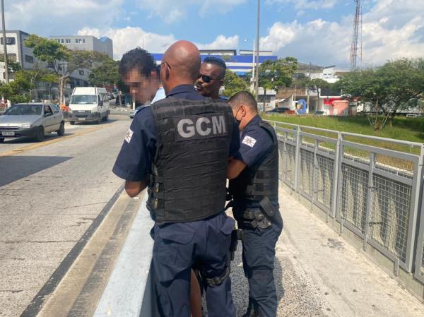 Equipe da Guarda Municipal impede suicídio de jovem em Jordanésia 