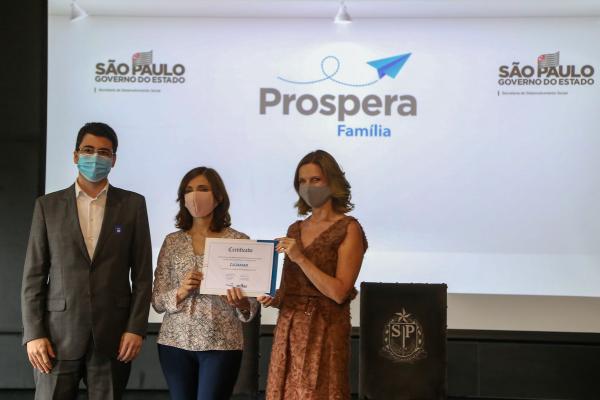 Cajamar participa do lançamento do Programa Prospera Família