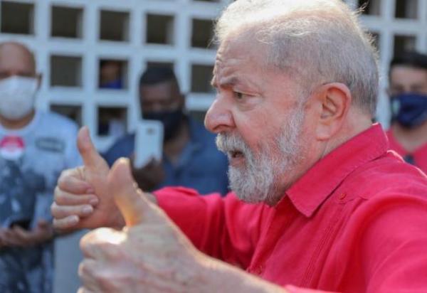 Fachin anula processos de Lula, e ex-presidente pode se candidatar