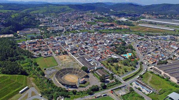 Segunda-feira será de sol e calor, com chances de chuva à tarde