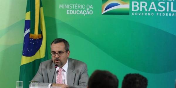 MEC anuncia desbloqueio de R$ 1,99 bilhão para universidades federais