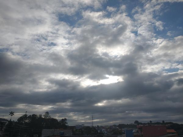 Calor diminui e chance de chuva aumenta nesta quarta-feira