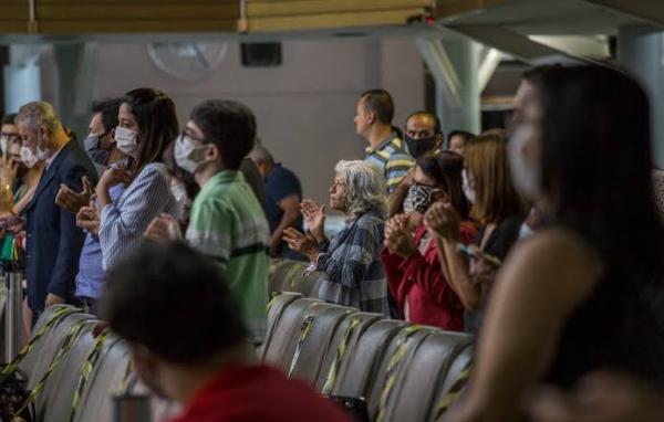 Frente de Prefeitos pede decisão de Fux após Kássio liberar cultos