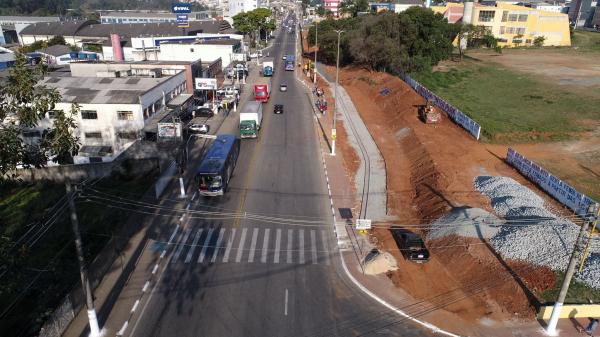 Prefeitura de Santana de Parnaíba dá início a mais uma etapa da obra duplicação na Tenente Marques