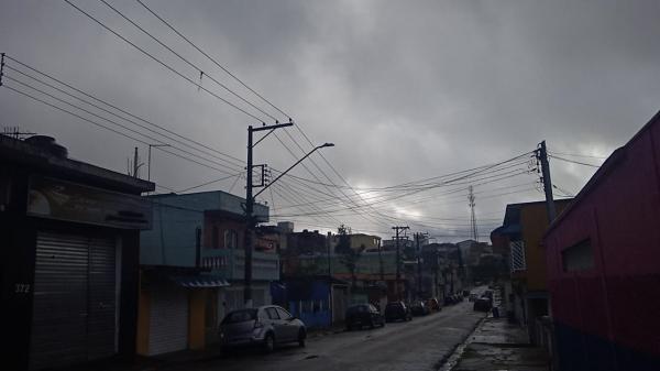 Terça-feira terá tempo instável com chuva a qualquer hora do dia