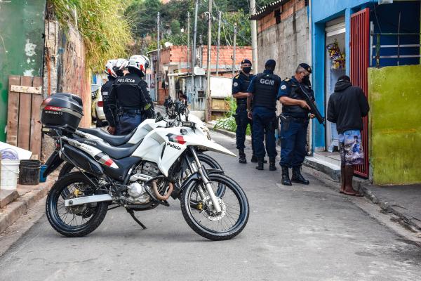 Operação da Guarda Municipal atua no combate ao tráfico de drogas em Cajamar