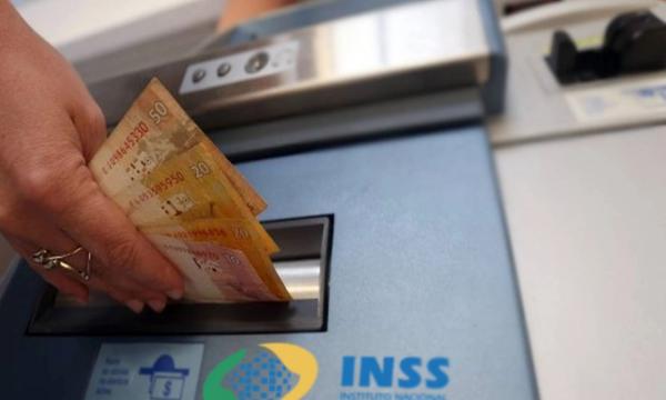 Décimo terceiro do INSS começa a ser depositado hoje