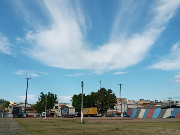 Cajamar tem quinta-feira ensolarada e aumento da temperatura à tarde 