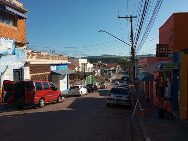 Quinta-feira tem previsão de tempo seco e temperaturas elevadas em Cajamar