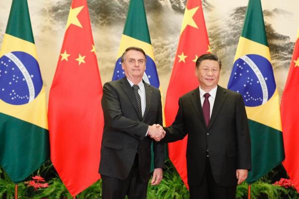 Brasil e China assinam oito acordos entre os países