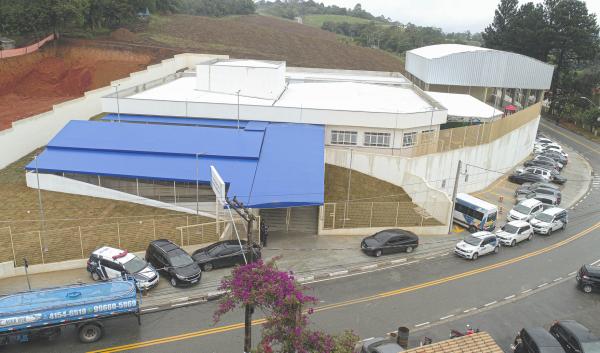 Santana de Parnaíba inaugura Colégio Profº Fábio Leandro Ponso