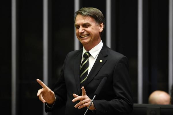 Bolsonaro levará pessoalmente ao Congresso proposta de reforma da Previdência