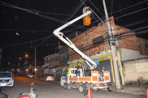 Diversos bairros recebem iluminação pública de Led em Cajamar