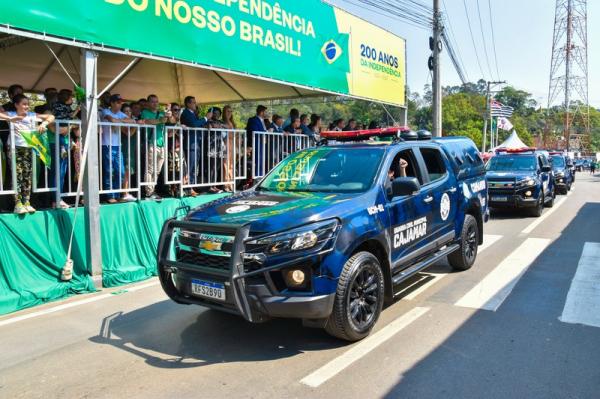 Desfile Cívico da Independência reúne famílias em Cajamar