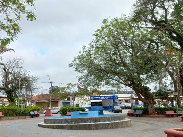 Cajamar tem manhã de sexta-feira com sol e variação de nuvens