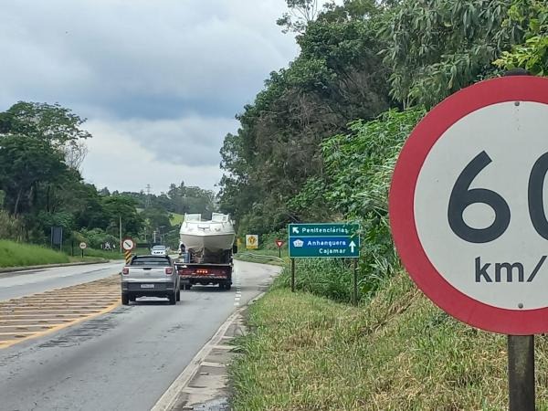 Obras em rodovia geram lentidão entre Cajamar e Campo Limpo Paulista