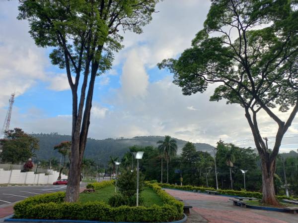 Tempo abafado e chances de chuva; veja previsão para esta semana em Cajamar