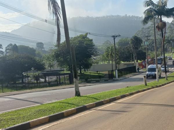 Com nuvens e clima abafado, Cajamar tem máxima de 27ºC hoje