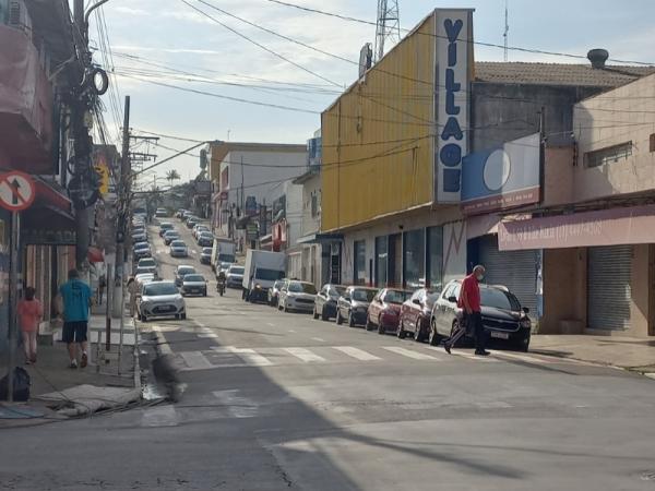 Tarde segue com sol entre nuvens, calor e previsão para pancadas isoladas de chuva