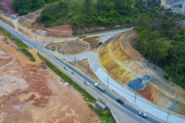 Obras com desvio em nova rotatória no Polvilho