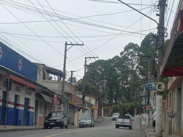 Semana começa com tempo nublado e chance de chuva em Cajamar