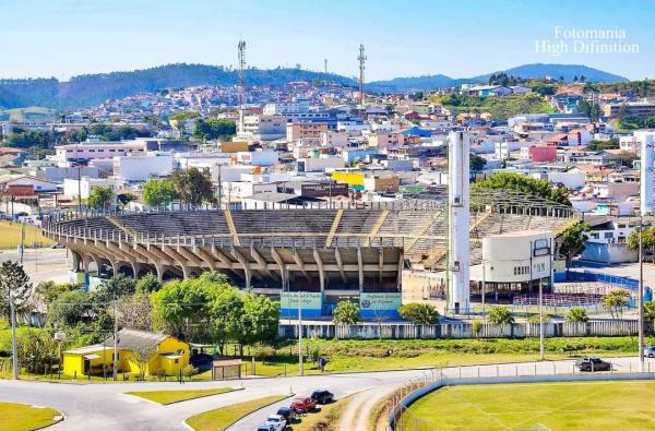 A segunda-feira foi de predomínio de sol e tempo seco em Cajamar 