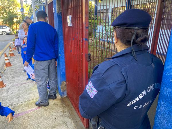 Programa Escola Segura completa 4 meses e reforça a segurança nas escolas de Cajamar