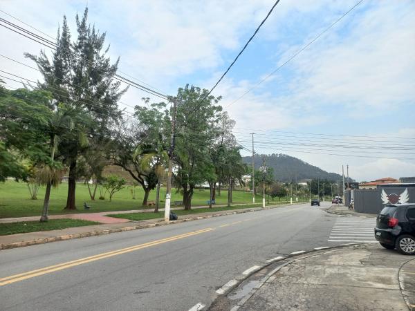 Semana começa com calor e máxima que chega a 30°C em Cajamar