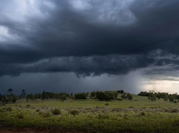 CHUVA REDUZ NO NORDESTE E INTENSIFICA NO SUDESTE