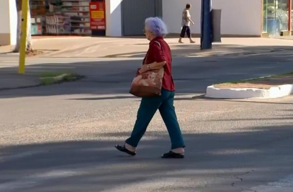 Durante a pandemia, idosos que estiverem na rua sem justificativa serão multados em Cabreúva 