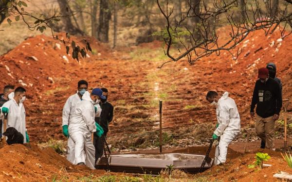 São Paulo tem recorde de mortes em 24 horas; Estado supera 5 mil mortos