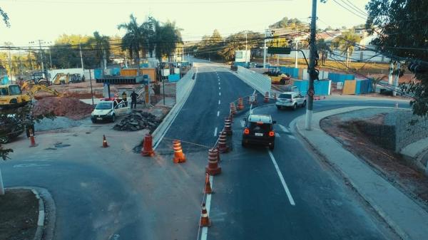 Prefeitura conclui obra no 1º trecho da Av. Yojiro Takaoka onde está construído o túnel da Praça da Paz